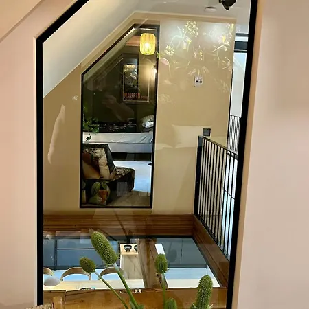 Uniq Log House, Private Garden, Artist Road 别墅 图苏拉