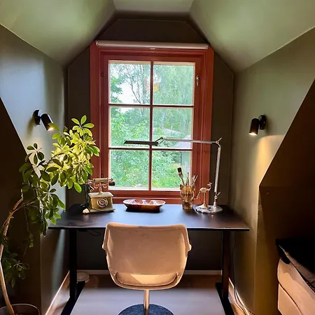 Uniq Log House, Private Garden, Artist Road טוסולה