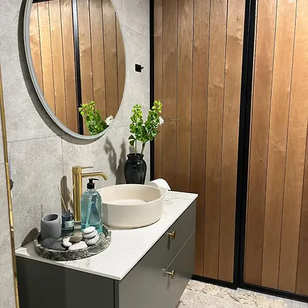 וילה Uniq Log House, Private Garden, Artist Road