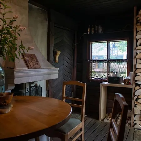 Uniq Log House, Private Garden, Artist Road * טוסולה